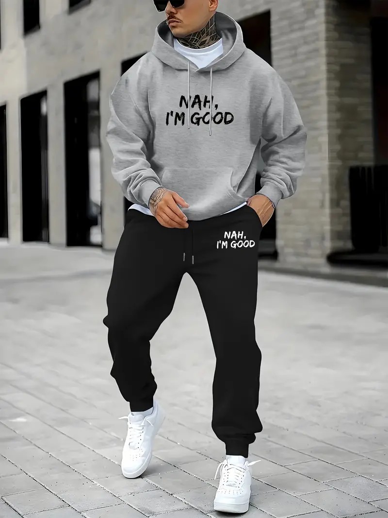 Street Fashion In China - 2026秋冬新作 ストリートカジュアルファッション 快適なソフト素材 3Dレターパターンプリント メンズフード付きスウェットセット
