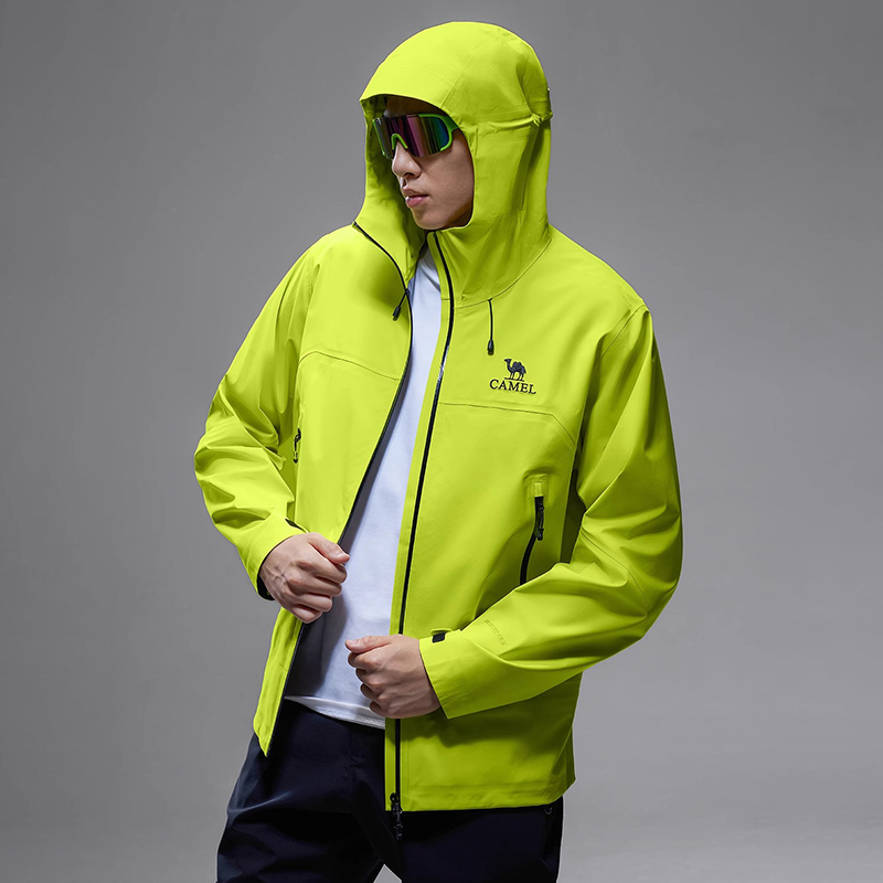 ゴールデン キャメル ハードシェル ジャケット ユニセックス - Windbreak Shell Jacket のレビューと価格
