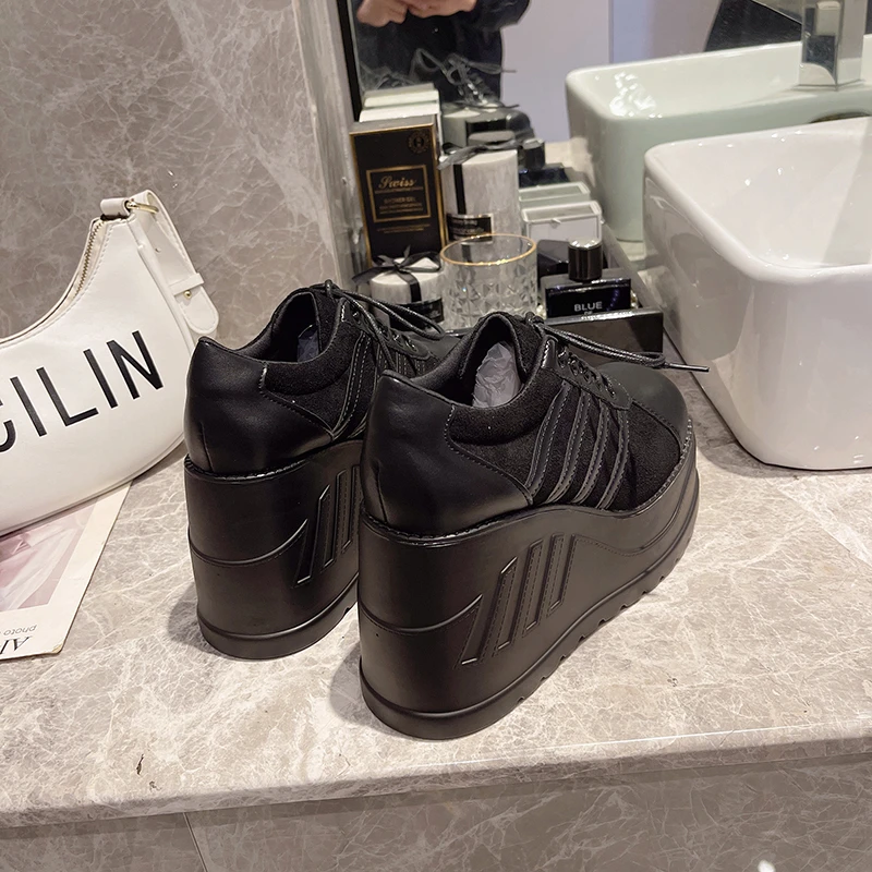 ビッグサイズ 35-43 ブラックデザイン 女性 ゴス プラ - Street Fashion Goth のレビューと価格