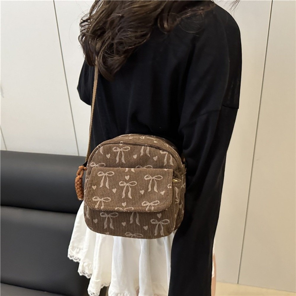 女性のコーデュロイ小さなショルダーバッグティーンエイジャーガ - Street Fashion Korean Girl のレビューと価格