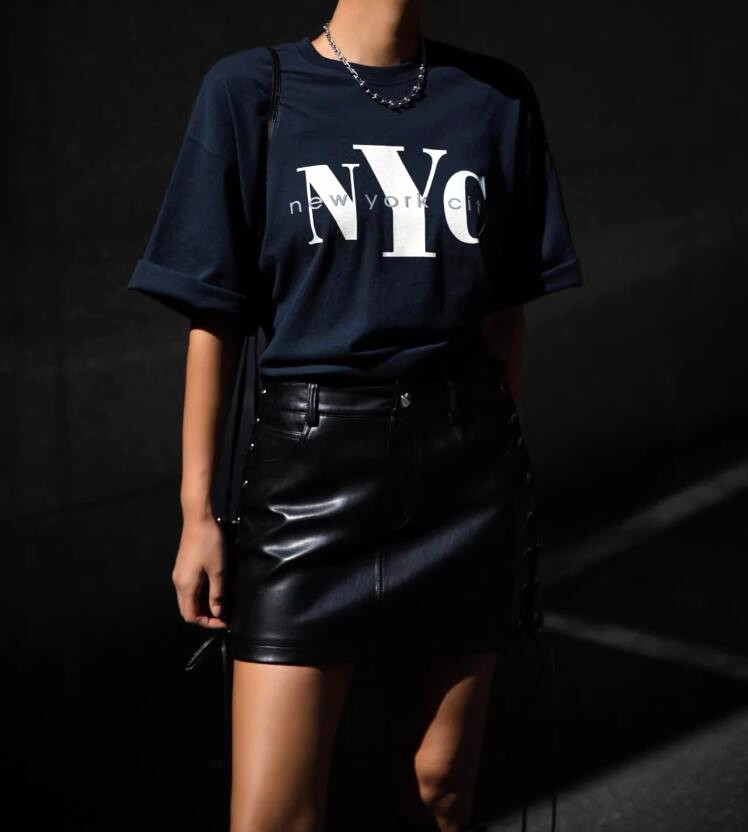女性のためのレトロなアメリカンスタイルのTシャツ,都市の文字 - Street Style New York Fashion のレビューと価格